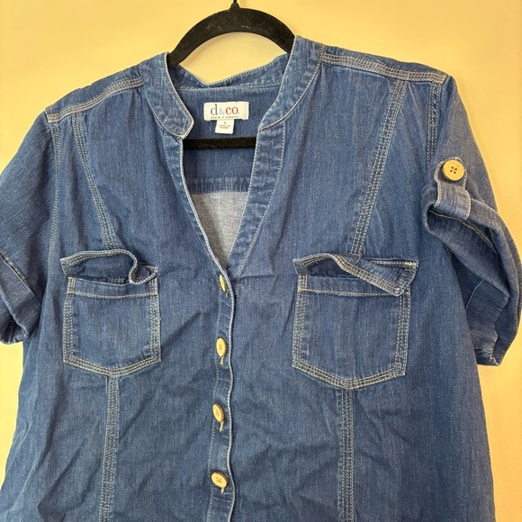 Denim & Co. Women’s Blue Denim Button-Front Utility Shirt Size L - Picture 3 of 7
